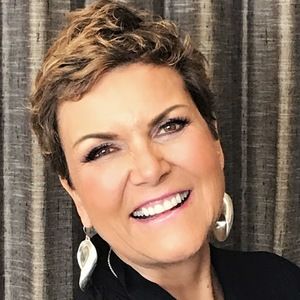 Meet your Posher, Sherry